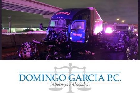 Dallas News: "Choque de 6 autos en la I-35E en Carrollton, dice la policía"